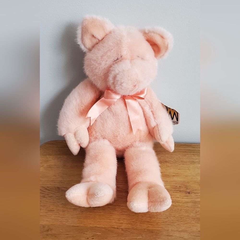 Manhattan Toy Company Soft Pink Plush Pig Toy New Old Stock